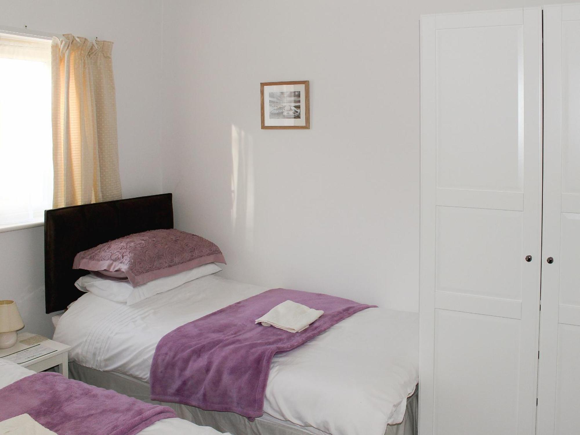 Bodwen Corner Cottage Wootton Bridge  Екстер'єр фото
